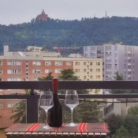 Brodolinas: Bilocale Esclusivo Con Vista * Bologna